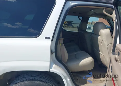 2004 Chevrolet Tahoe Lt from USA, damaged, VIN 1GNEC13Z54R293755